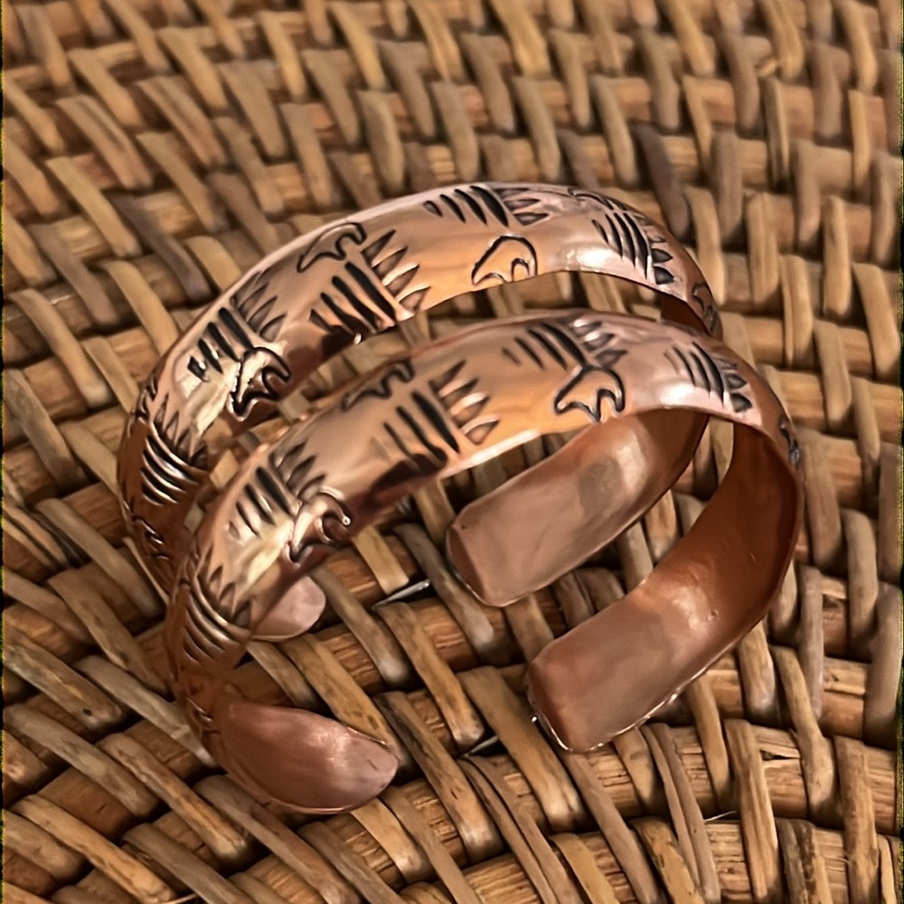Running Bear Sterling Copper Bear‎ Claw & Bear Design Hoop Earrings